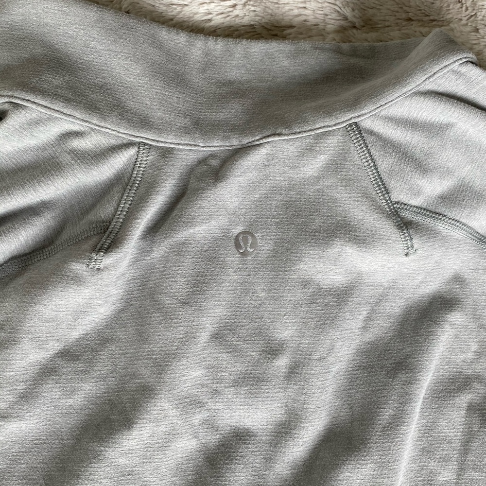 Lululemon pullover